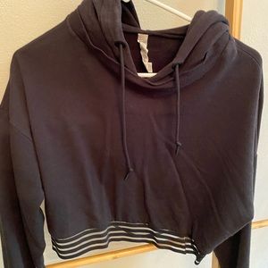 Alo cropped sweatshirt.